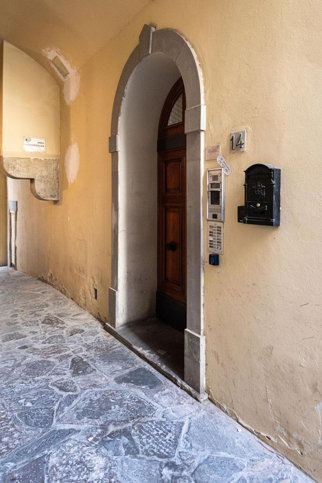 פירנצה Signoria Apartment With Patio מראה חיצוני תמונה