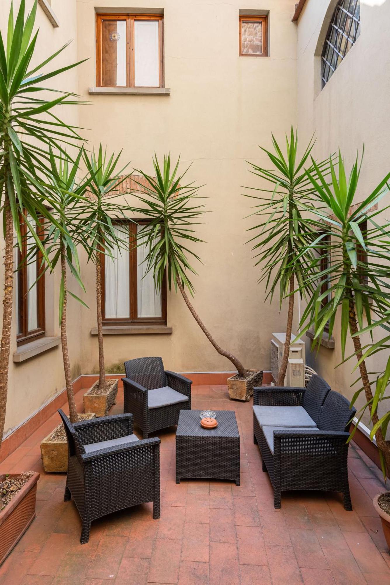 פירנצה Signoria Apartment With Patio מראה חיצוני תמונה