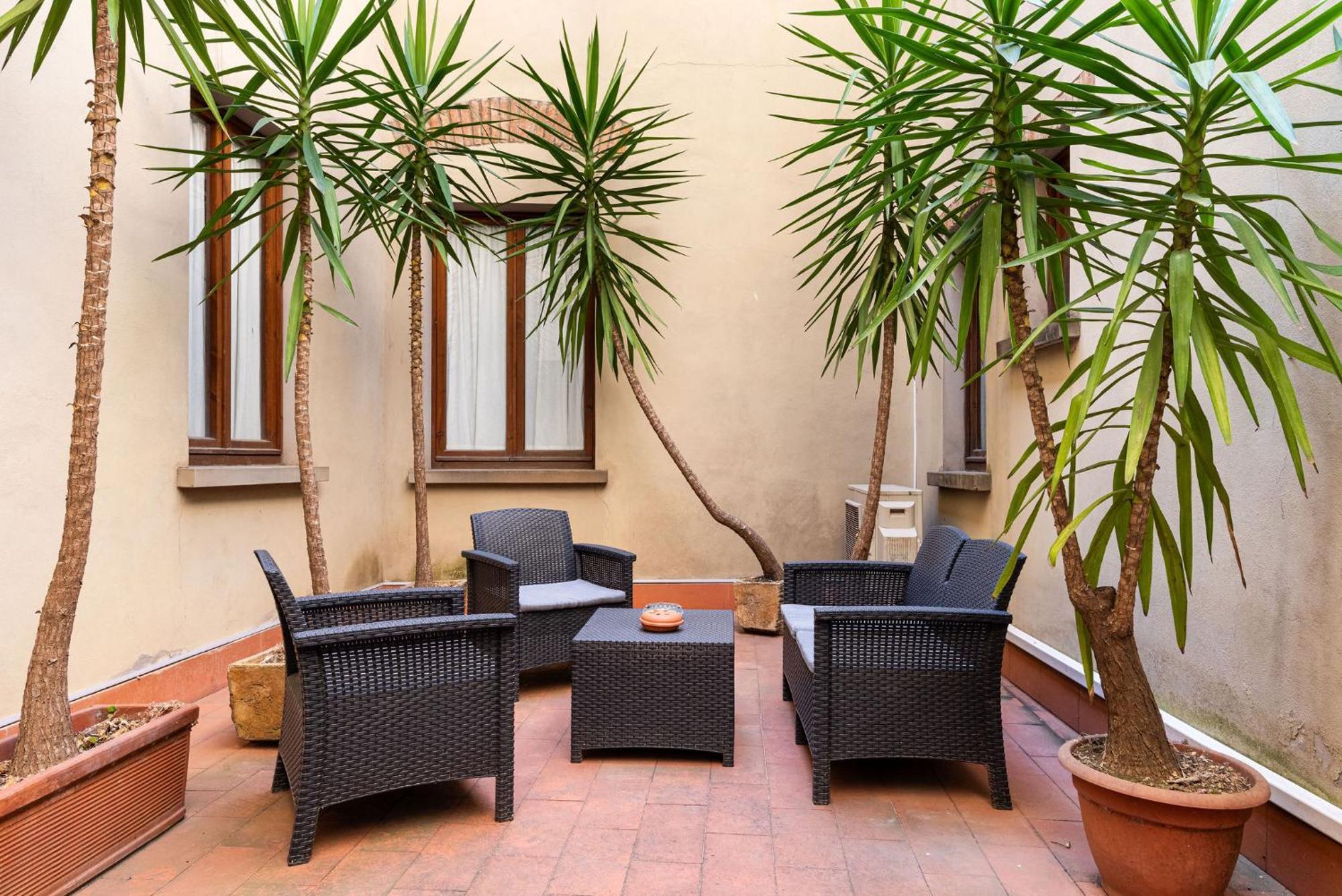 פירנצה Signoria Apartment With Patio מראה חיצוני תמונה
