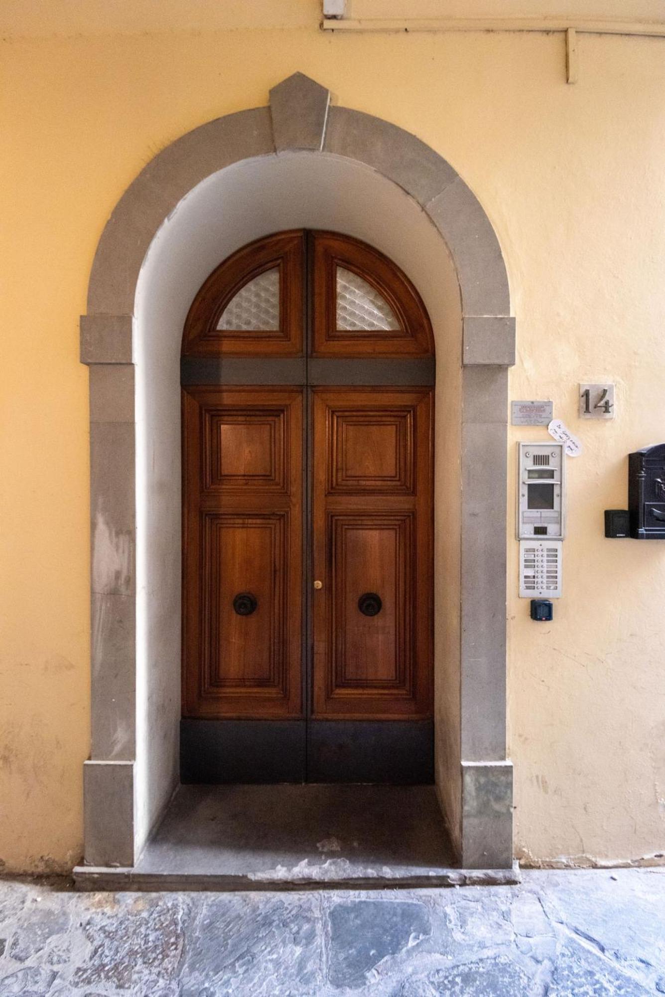 פירנצה Signoria Apartment With Patio מראה חיצוני תמונה